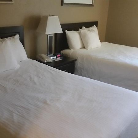 Stonebridge Hotel Fort Mcmurray Camera foto