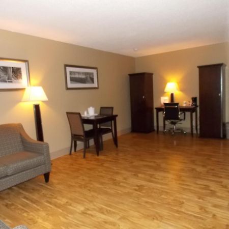 Stonebridge Hotel Fort Mcmurray Camera foto