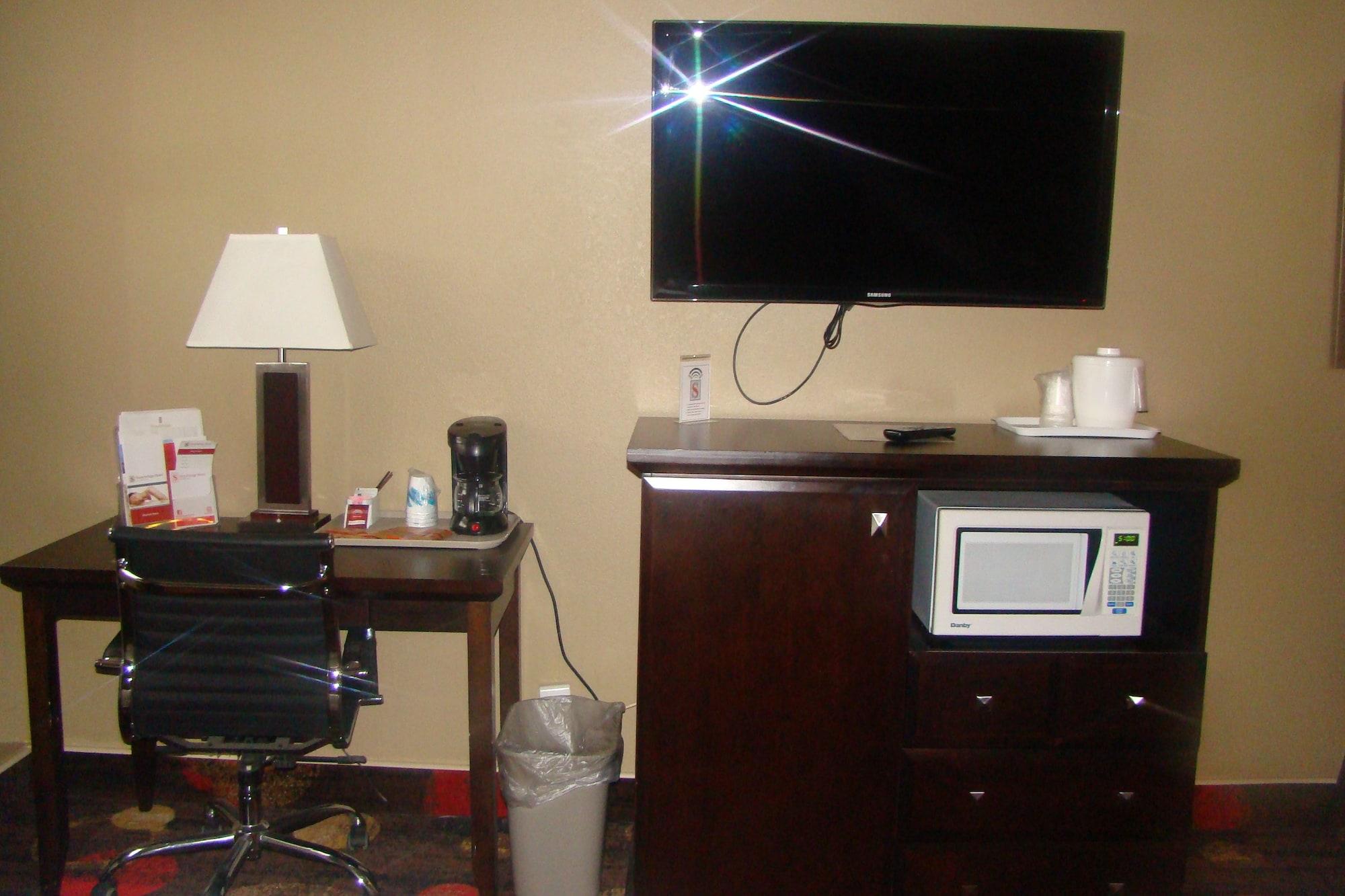 Stonebridge Hotel Fort Mcmurray Esterno foto