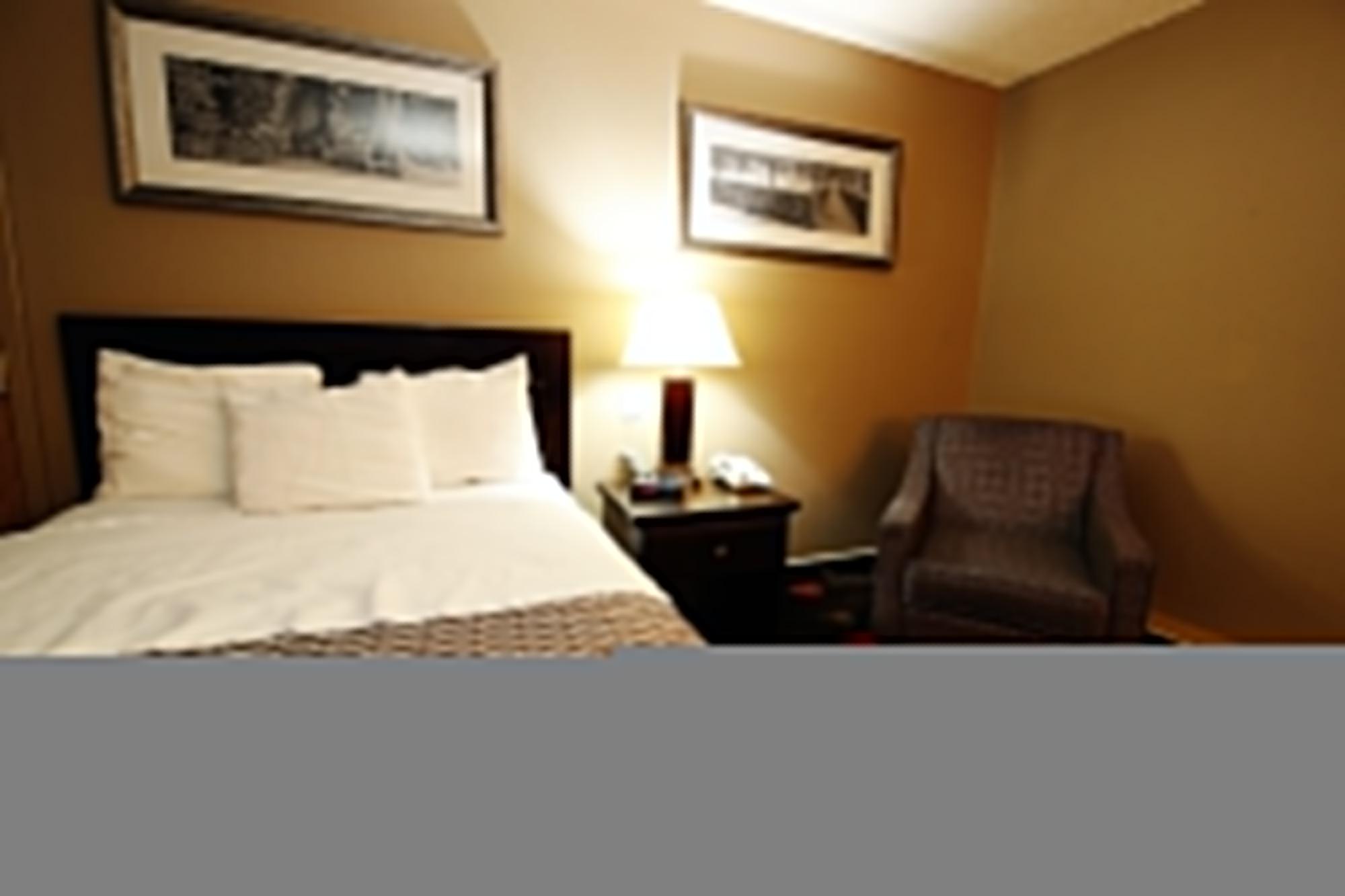 Stonebridge Hotel Fort Mcmurray Esterno foto