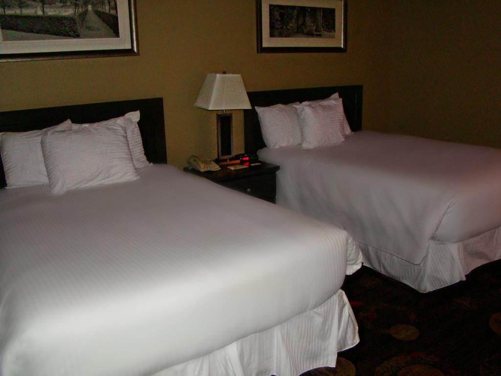 Stonebridge Hotel Fort Mcmurray Esterno foto