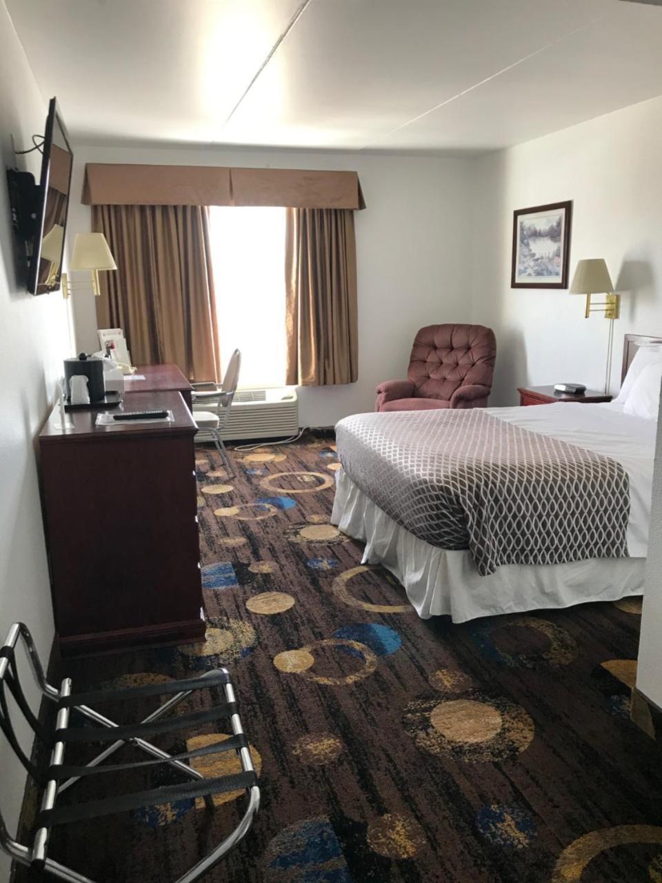 Stonebridge Hotel Fort Mcmurray Esterno foto