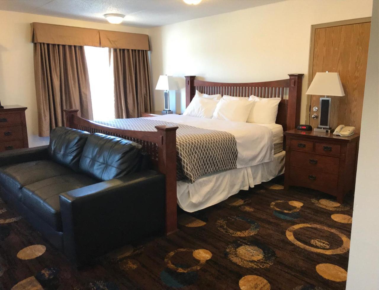 Stonebridge Hotel Fort Mcmurray Esterno foto